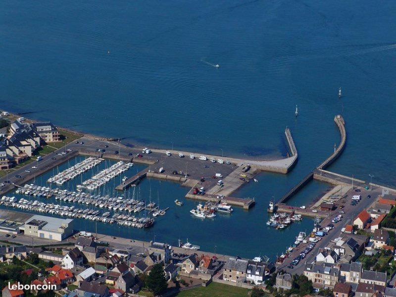 Appartement Vue Sur Mer Et Port Grandcamp-Maisy Luaran gambar